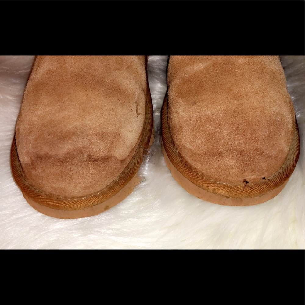 UGG Chestnut Cable Knit Boots - Picture 4 of 8